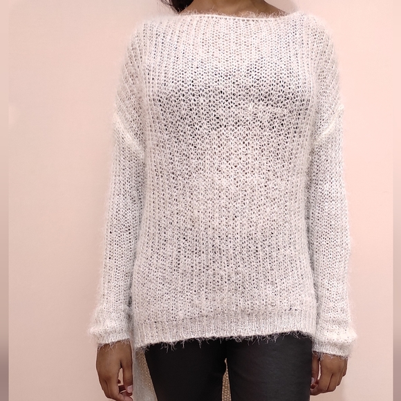 💜White Sweater - Picture 4 of 7